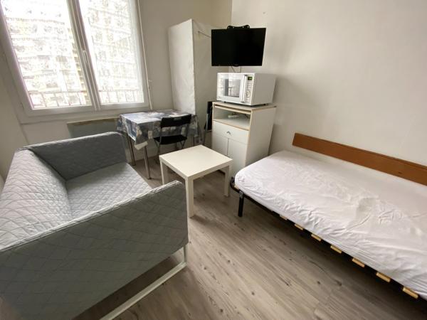 Appartement à vendre BREST Exclusivité – 4 studios – hyper centre liberté / mairie Balcon Terrasse