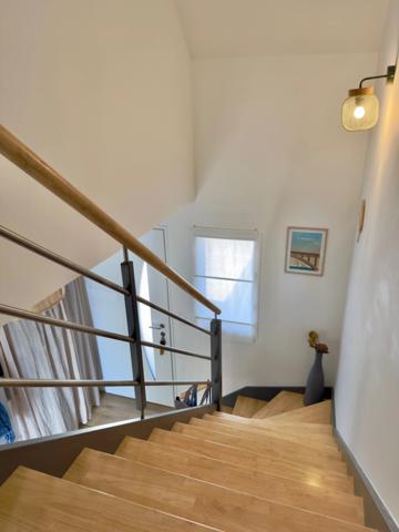 CONTEMPORAINE, PLAIN PIED, REZ DE JARDIN, GARANTIE DECENALE, IMPASSE, OPEN SPACE, EXPOSITION SUD, PAS DE VISI À VIS