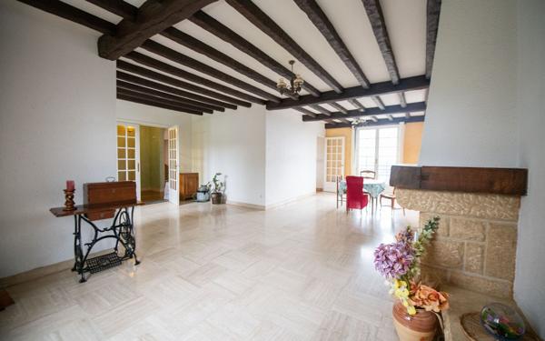 Maison à vendre    5 pièces • 140 m2 Saint-Chamond