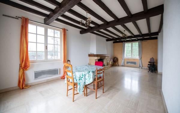 Maison à vendre    5 pièces • 140 m2 Saint-Chamond