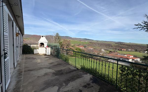 Maison à vendre    5 pièces • 140 m2 Saint-Chamond