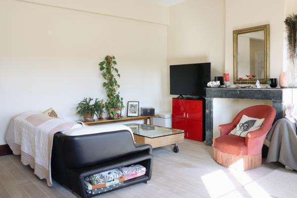 Magnifique appartement ancien 91 m² avec cave et stationnement