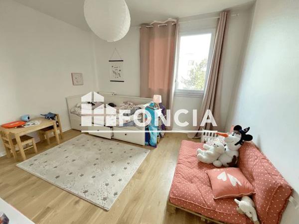 À vendre Appartement 4 pièces 67.85 m² - Les Clayes-sous-bois 78340