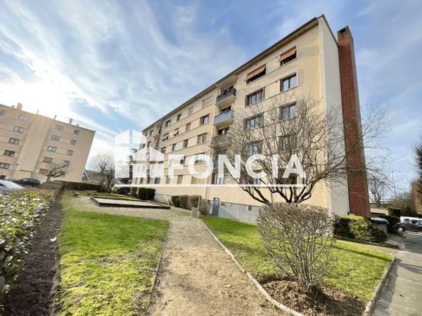 À vendre Appartement 4 pièces 67.85 m² - Les Clayes-sous-bois 78340