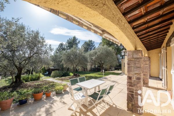 Maison à vendre 4 pièces 130 m² Tourrettes