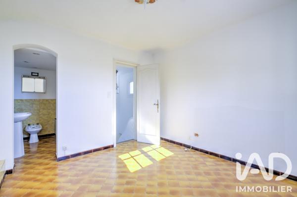 Maison à vendre 4 pièces 130 m² Tourrettes