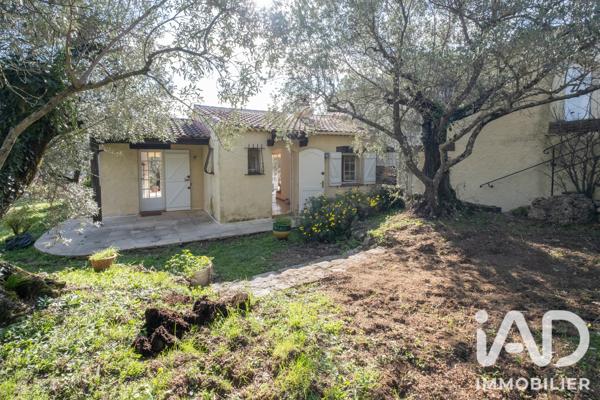 Maison à vendre 4 pièces 130 m² Tourrettes