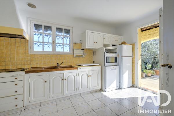 Maison à vendre 4 pièces 130 m² Tourrettes