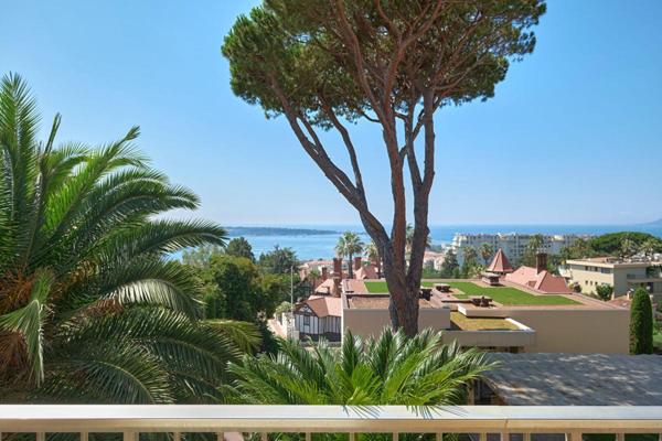 Appartement Cannes Californie 5 pièce(s) 121 m2