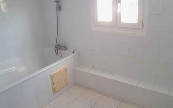 Maison à vendre    5 pièces •  Sainte-Luce