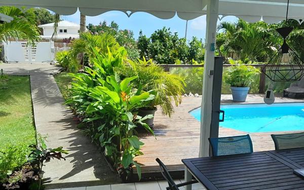 Maison à vendre    5 pièces •  Sainte-Luce