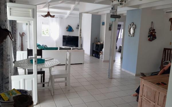 Maison à vendre    5 pièces •  Sainte-Luce