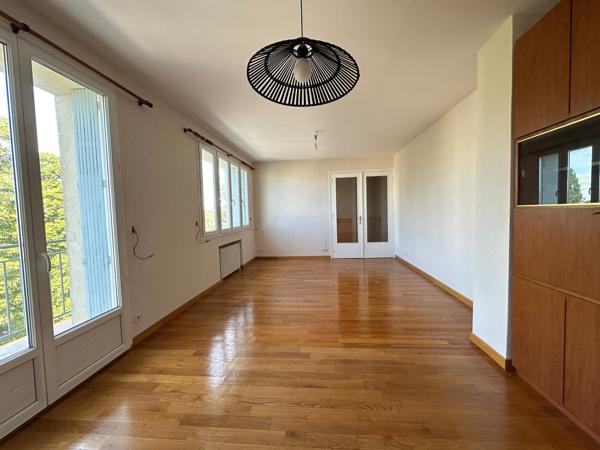 Appartement + parking + annexe