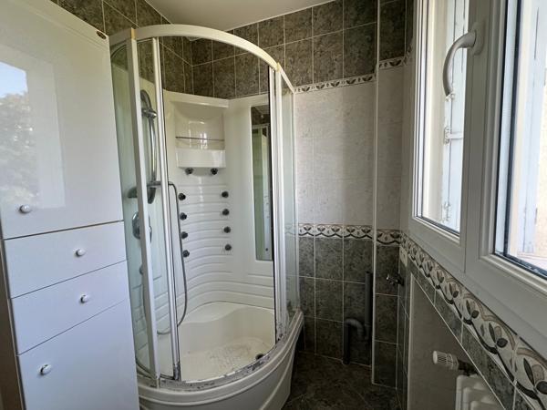 Appartement + parking + annexe