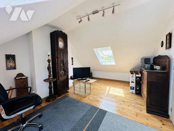 À vendre sur Perros-Guirec, ensemble immobilier composé de deux maisons avec garage et dépendan...