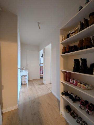 TRES BEL APPARTEMENT AUX PORTES DU PARC DU BOURRAN