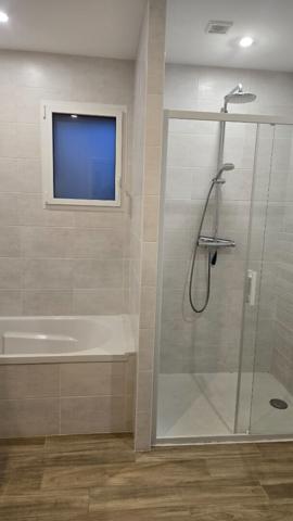 Location Maison 84.47 m2 Lesneven