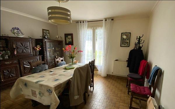 À vendre - Maison individuelle, 5 pièces située à Saint-Malo (35400)
