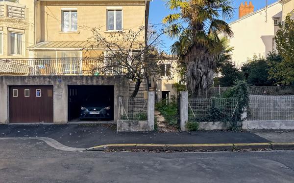 Maison à vendre    4 pièces • 90 m2 Périgueux