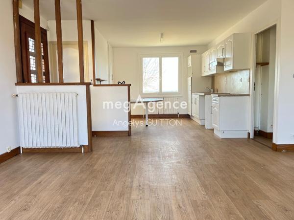 Maison à SAINT-REMY-DU-VAL, 72600 - 4 pièces 86m²
