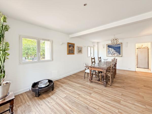 A VENDRE en exclusivité - Bas de villa T4 de 109 m² avec terrain d'environ 630 m² 13190 Allauch