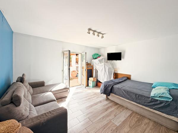 A VENDRE en exclusivité - Bas de villa T4 de 109 m² avec terrain d'environ 630 m² 13190 Allauch