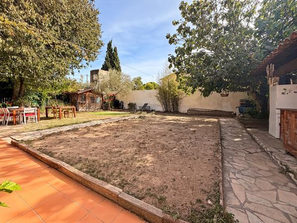 A VENDRE en exclusivité - Bas de villa T4 de 109 m² avec terrain d'environ 630 m² 13190 Allauch