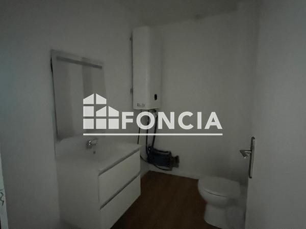 Location Appartement 4 pièces 75 m² - LIEU DIT LA CLARTE Kerlaz 29100