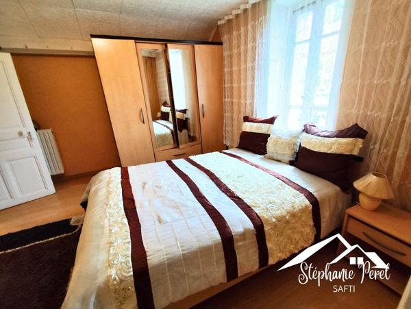 Grande maison familiale de 150 m², 6 chambres, jardin et dépendance – Au calme à Ussel