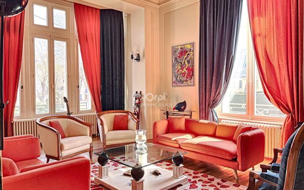 Maison à vendre    6 pièces •  Néris-les-Bains