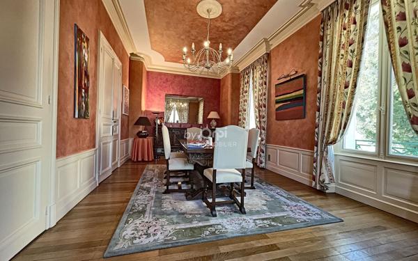 Maison à vendre    6 pièces •  Néris-les-Bains