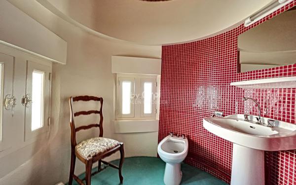 Maison à vendre    6 pièces •  Néris-les-Bains