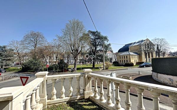 Maison à vendre    6 pièces •  Néris-les-Bains