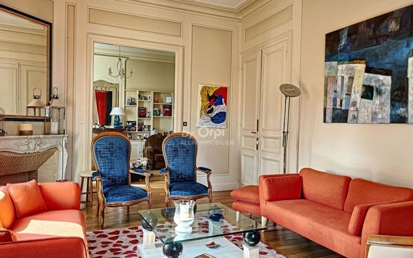 Maison à vendre    6 pièces •  Néris-les-Bains