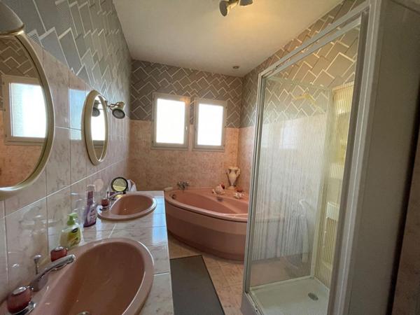 Maison La Tour Blanche Cercles 4 pièces 125 m2