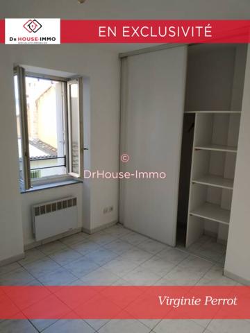 Immeuble à vendre 15 pièces de 550 m²
