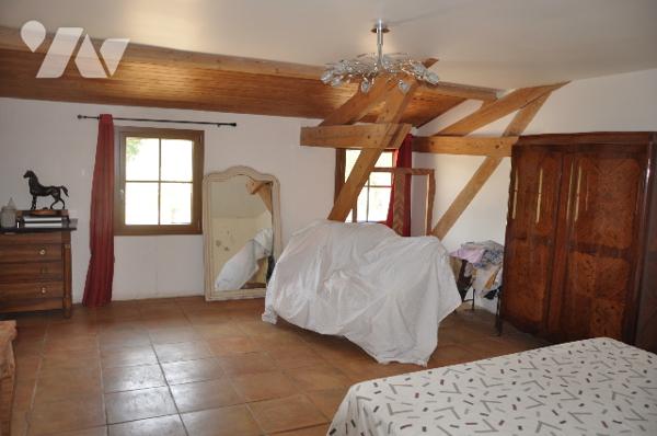 45 mns  TOULOUSE, maison 370m² et piscine sur 34 hectares de terres et bois, étang, 790.000 € CC.