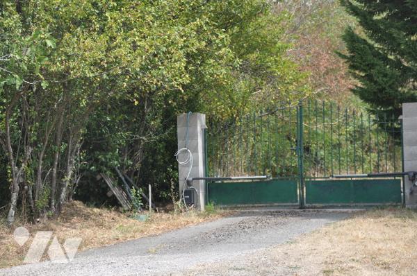 45 mns  TOULOUSE, maison 370m² et piscine sur 34 hectares de terres et bois, étang, 790.000 € CC.