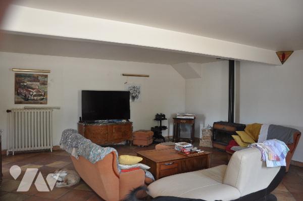 45 mns  TOULOUSE, maison 370m² et piscine sur 34 hectares de terres et bois, étang, 790.000 € CC.