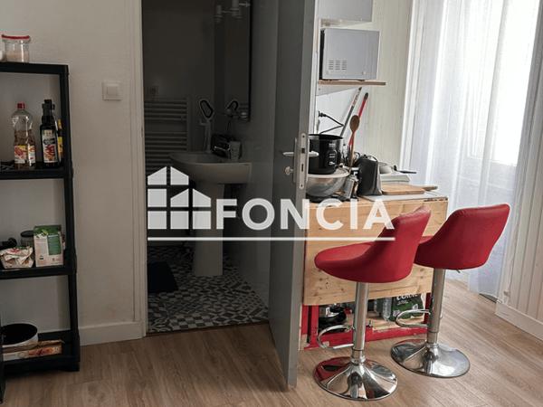 Location Studio 20 m² - Angle du 2 rue du 73ème Territorial et 37 rue de Kerampont Lannion 22300