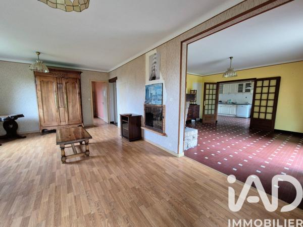 Maison à vendre 6 pièces 107 m² Saint-Étienne-de-Montluc