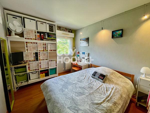 À VENDRE T3 DERNIER ÉTAGE AVEC BALCON GRADIGNAN