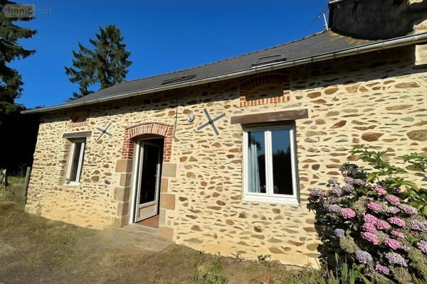 Maison à vendre à Cossé-le-Vivien en Mayenne (53230), ref : 53032-1070