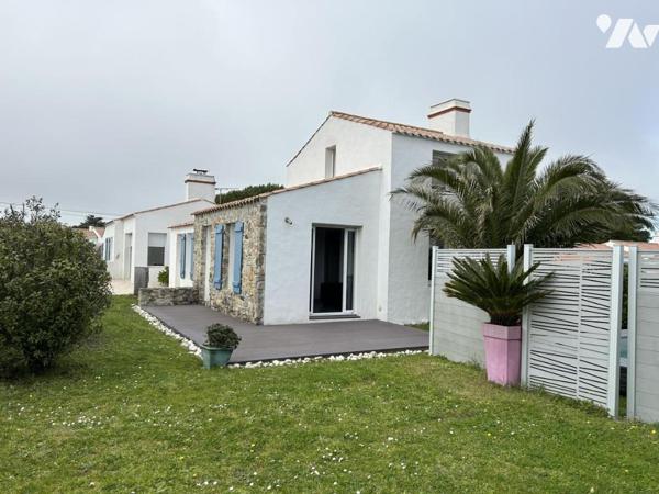 NOIRMOUTIER, PROCHE PORT ET PLAGE DE L'HERBAUDIERE