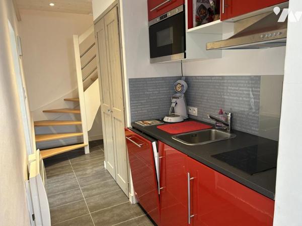 NOIRMOUTIER, PROCHE PORT ET PLAGE DE L'HERBAUDIERE