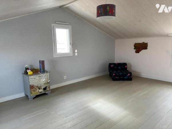 NOIRMOUTIER, PROCHE PORT ET PLAGE DE L'HERBAUDIERE