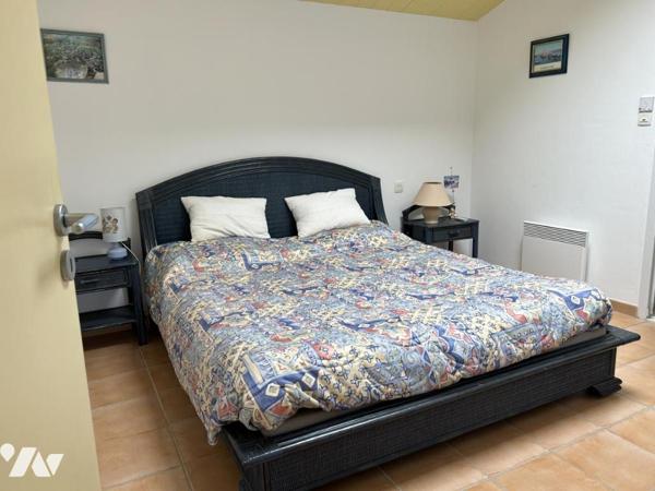 NOIRMOUTIER, PROCHE PORT ET PLAGE DE L'HERBAUDIERE