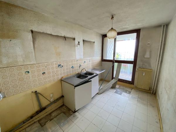 Appartement 3 pièces de 72 m2 situé 31 Bd des Valendons à Chenove