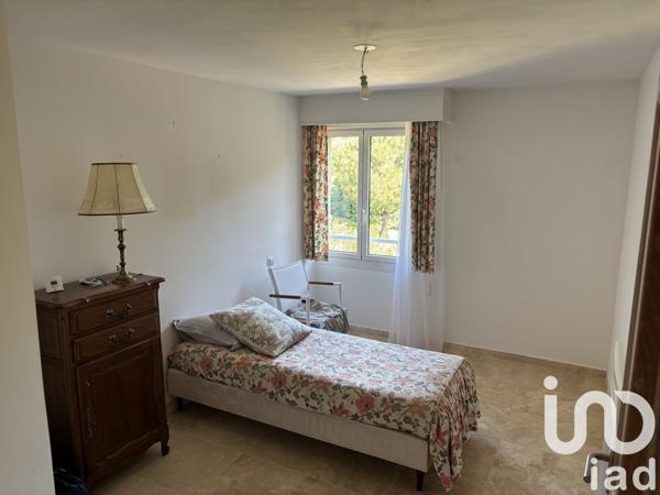 Appartement 3 pièces de 73 m² à Cavalaire-sur-Mer (83240)