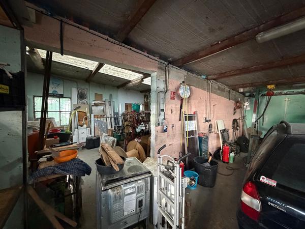 Entrepôt / Local industriel 422 m2